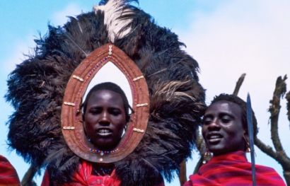 Endlose Savannen am Fuße des Kilimanjaro